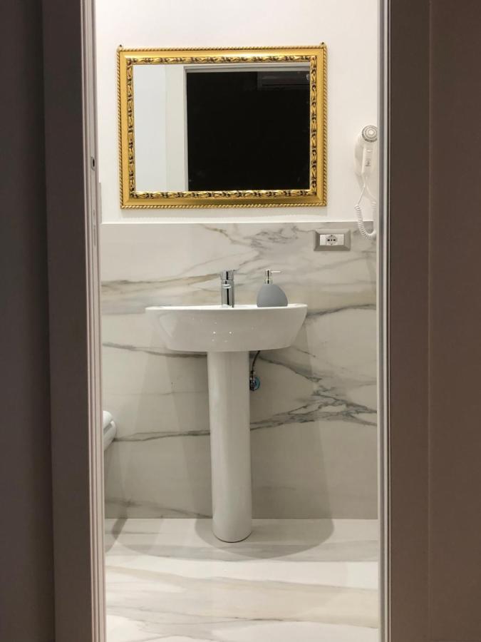 Nsh Apparthotel, Napoli Centro Экстерьер фото