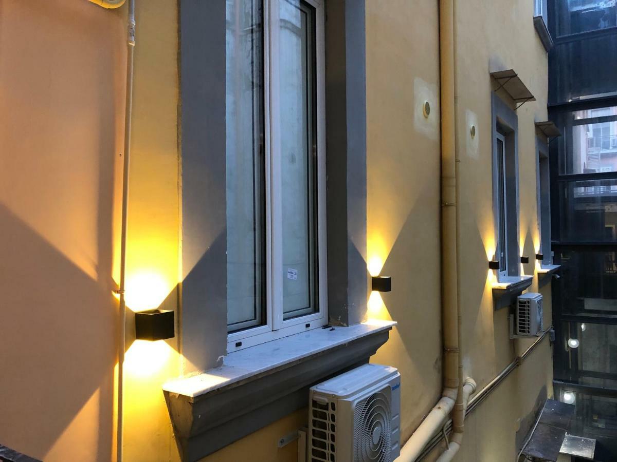 Nsh Apparthotel, Napoli Centro Экстерьер фото